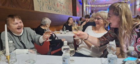 První plesová zastávka našich klientů